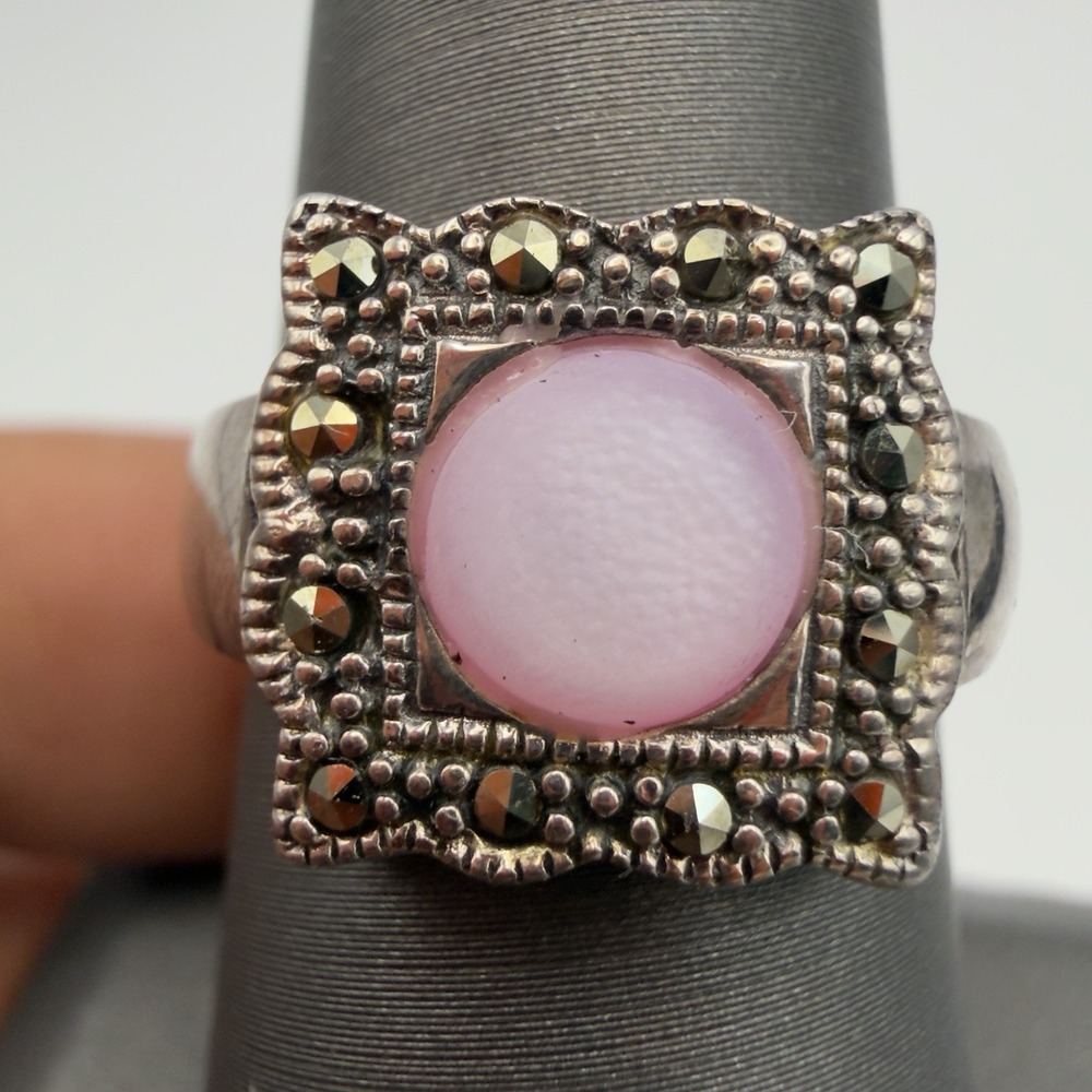 Vintage NF Sterling Silver 925 Pink Mother Of Pearl Marcasite Ring Sz 7